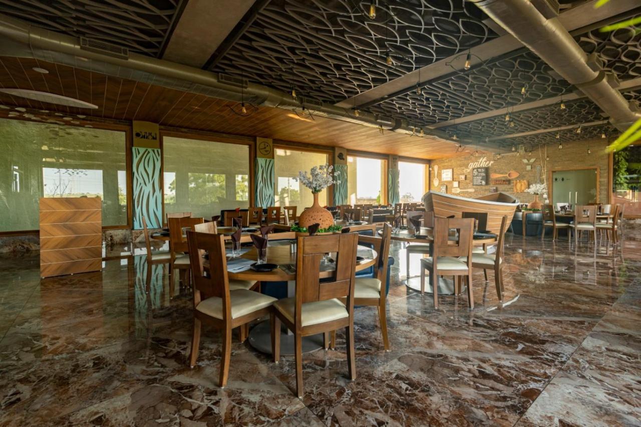 The Heaven Water Park And Resort & Restaurant Virpur Exterior foto